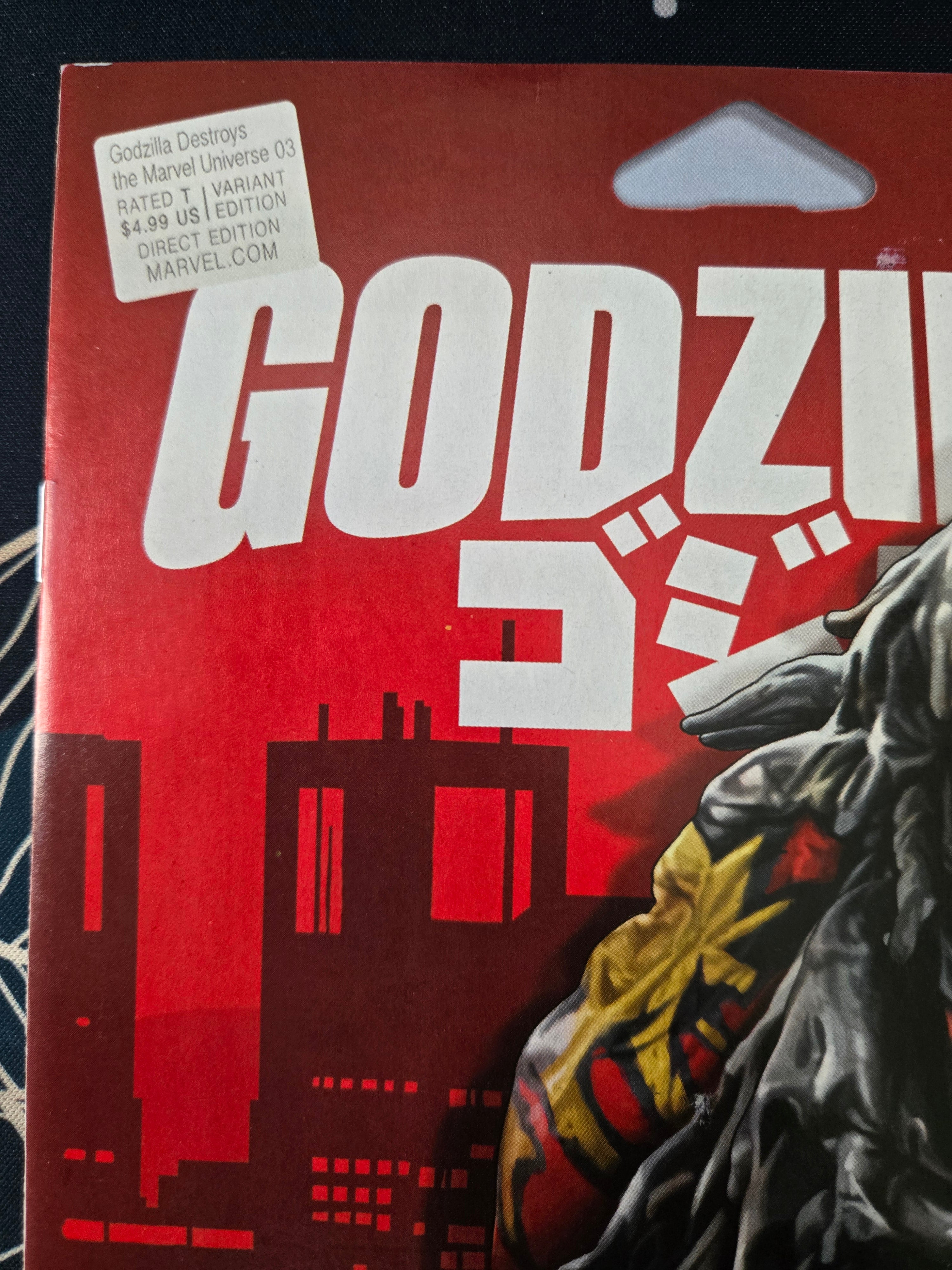 Godzilla Destroys the Marvel Universe #3 (2025) Variant Cover (NM-)